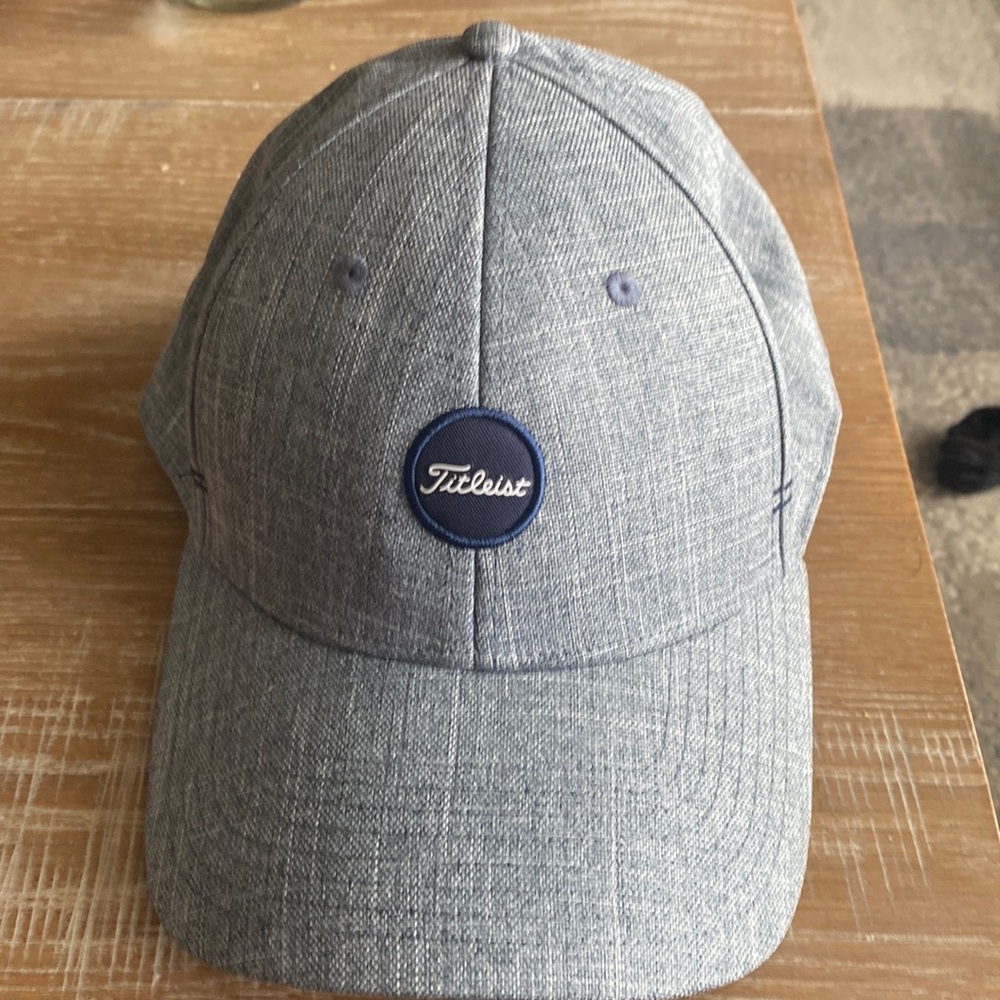 Titleist golf hat